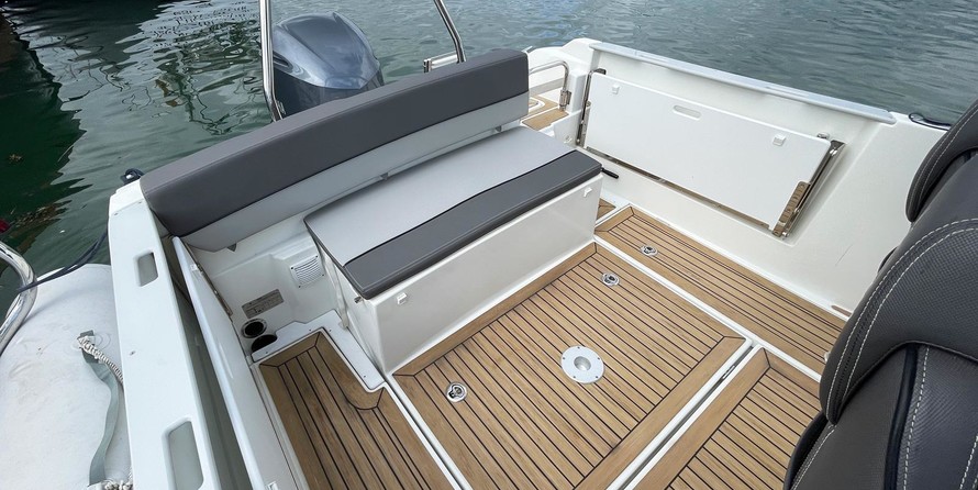 Jeanneau Cap Camarat 7.5 CC Serie 2