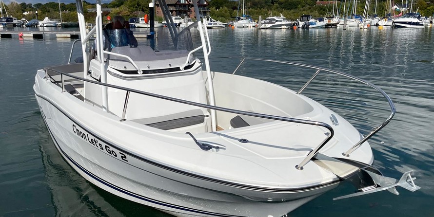 Jeanneau Cap Camarat 7.5 CC Serie 2