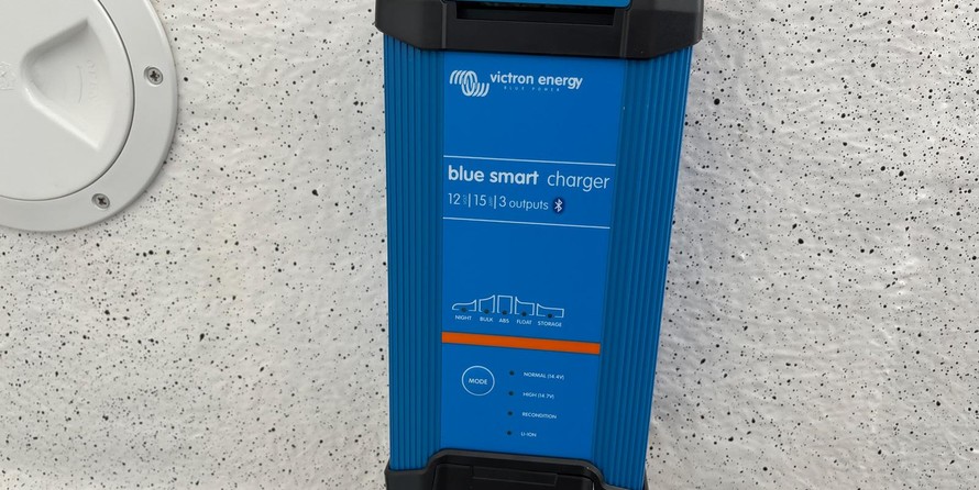 Jeanneau Cap Camarat 7.5 CC Serie 2