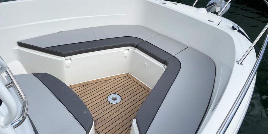 Jeanneau Cap Camarat 7.5 CC Serie 2