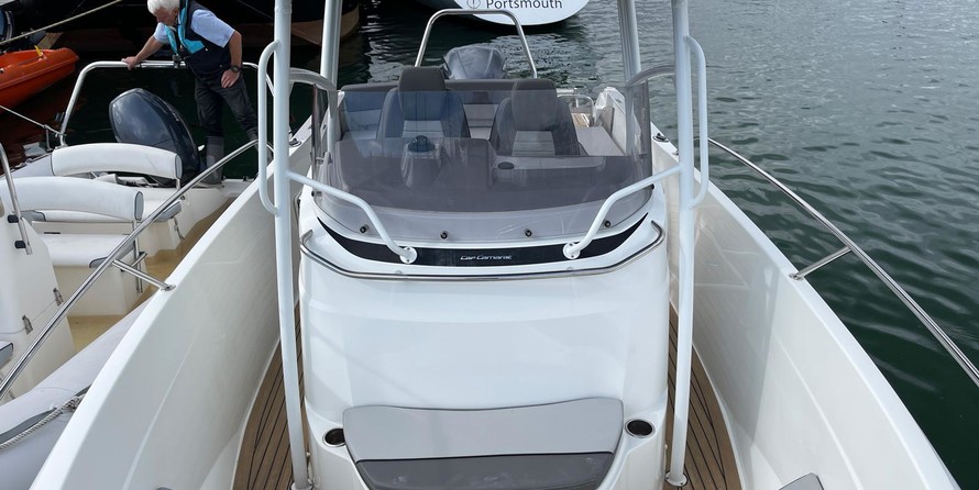 Jeanneau Cap Camarat 7.5 CC Serie 2