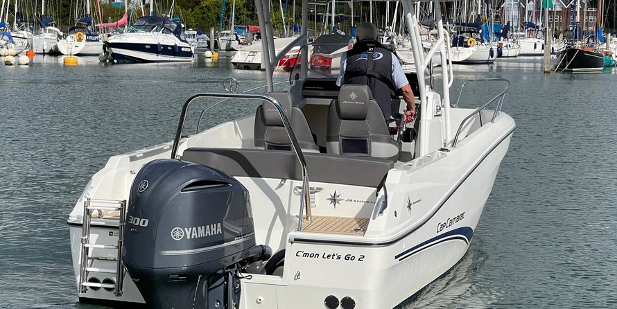 Jeanneau Cap Camarat 7.5 CC Serie 2