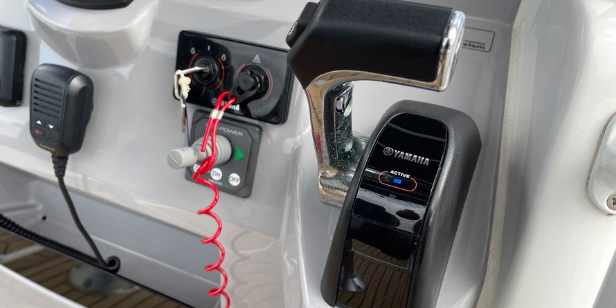 Jeanneau Cap Camarat 7.5 CC Serie 2