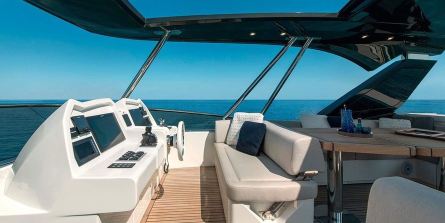 Monte Carlo Yachts MCY 66 Fly
