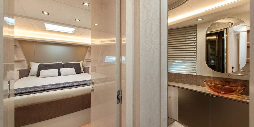 Monte Carlo Yachts MCY 66 Fly