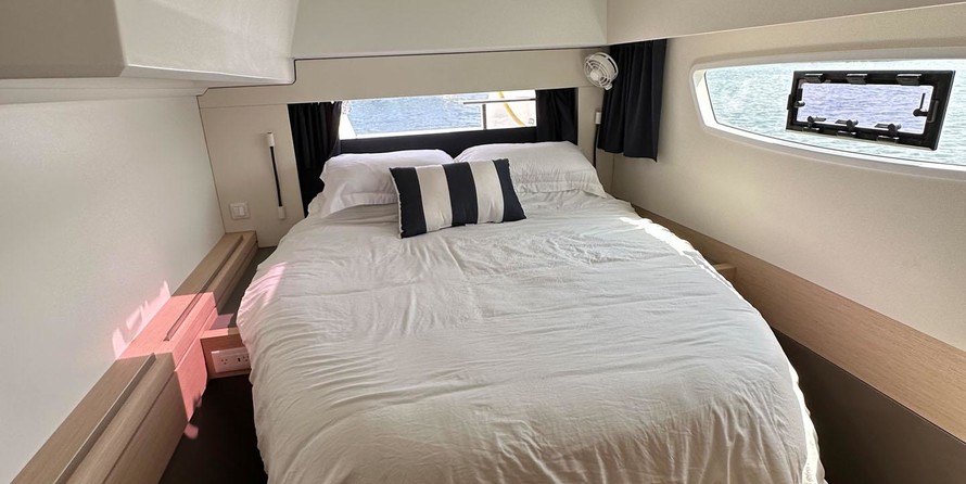 Fountaine Pajot Astrea 42