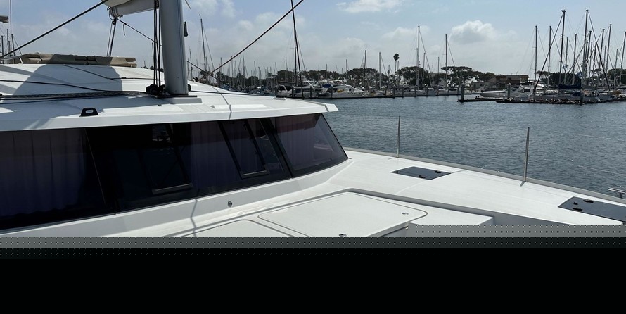 Fountaine Pajot Astrea 42
