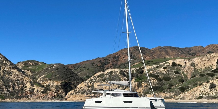 Fountaine Pajot Astrea 42