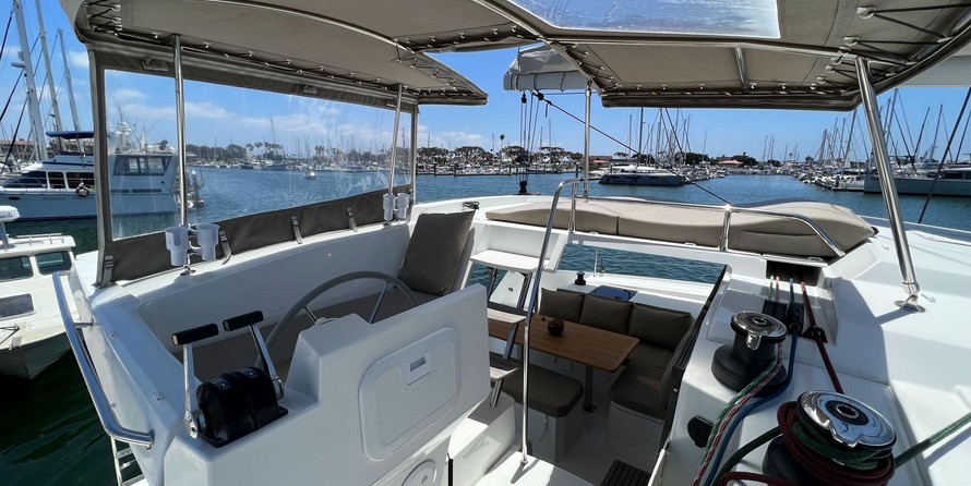 Fountaine Pajot Astrea 42