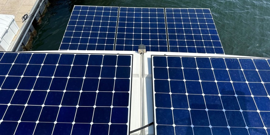 Fountaine Pajot Astrea 42