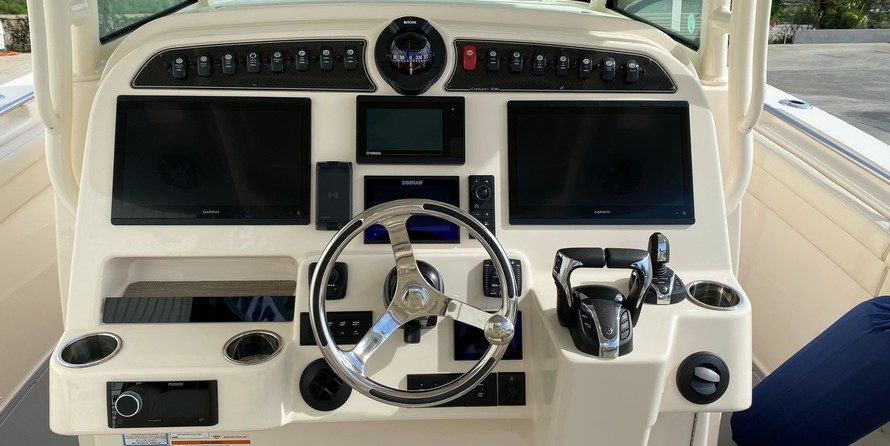 Grady-White Canyon 336