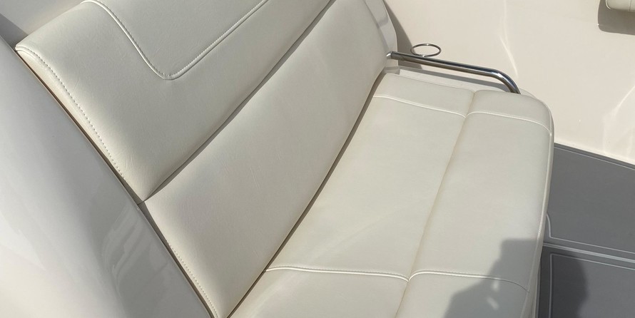 Grady-White Canyon 336