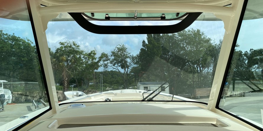 Grady-White Canyon 336