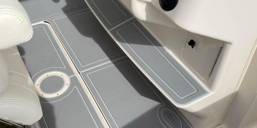 Grady-White Canyon 336