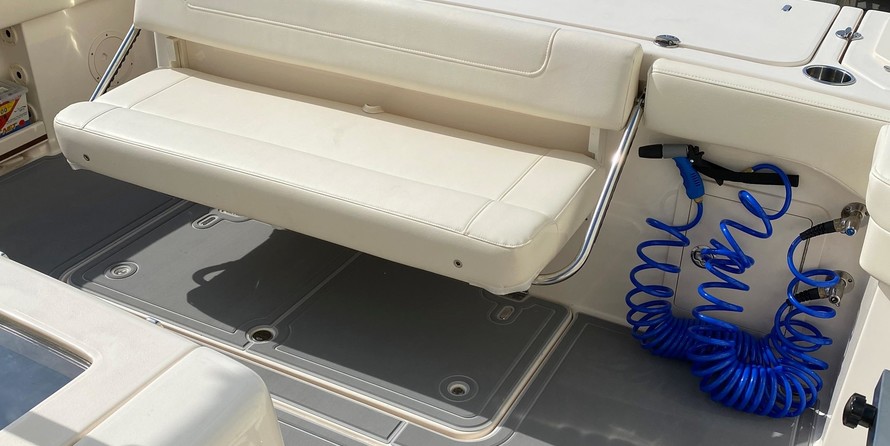 Grady-White Canyon 336