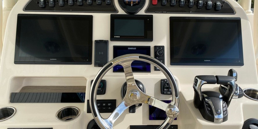 Grady-White Canyon 336