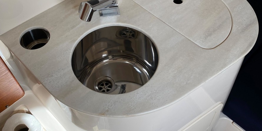 Grady-White Canyon 336