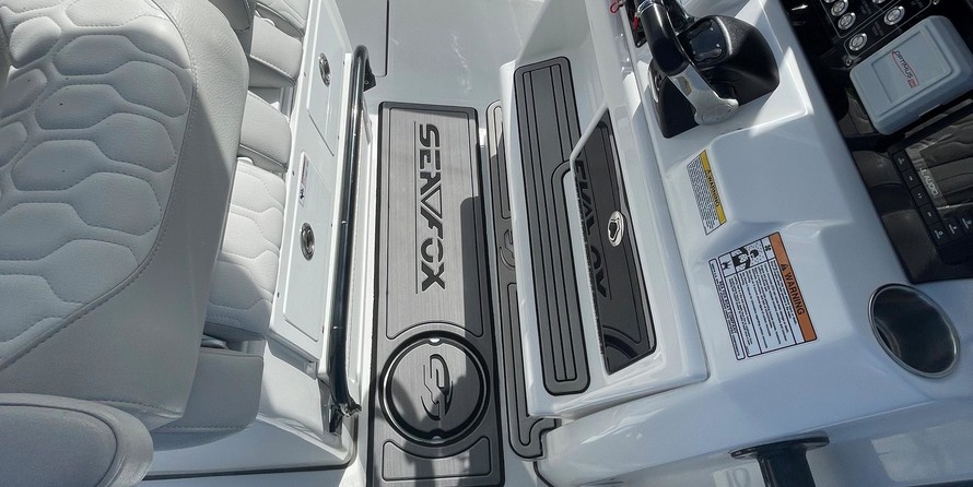 288 Sea Fox Commander