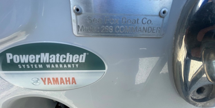 288 Sea Fox Commander