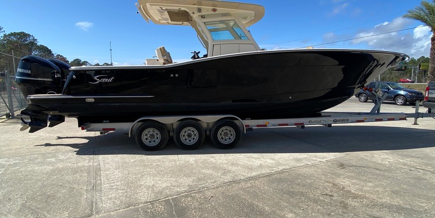 Scout Boats 320 LXF