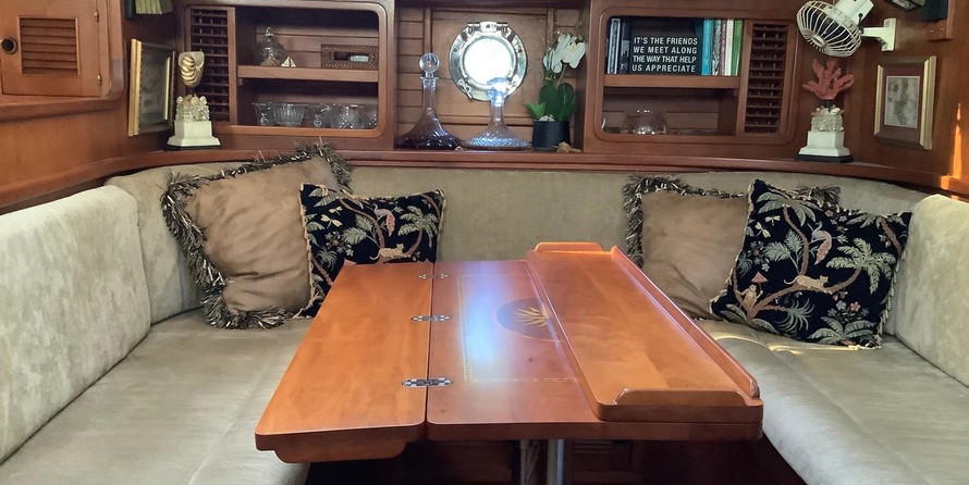 Transpacific marine co ltd transpac eagle 32 pilothouse