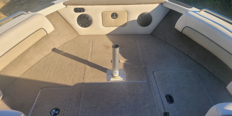 Crestliner 2150 Sportfish