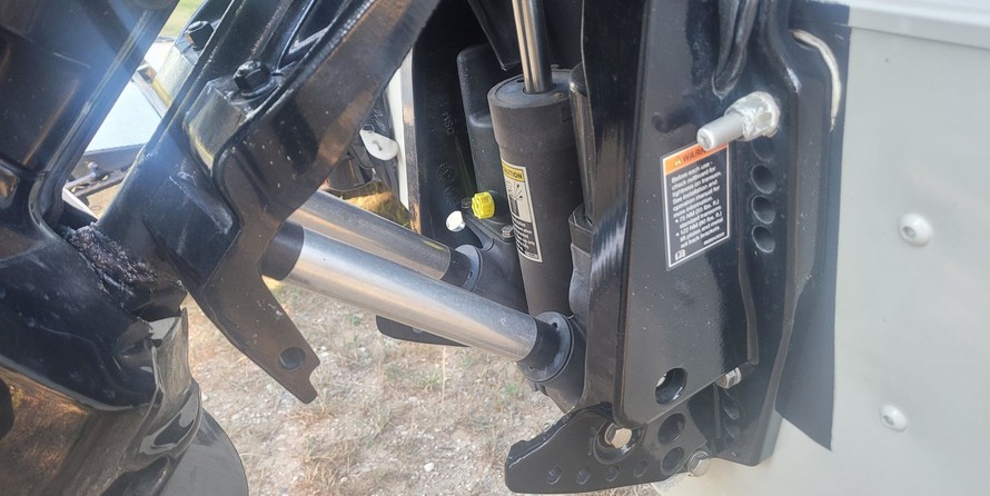 Crestliner 2150 Sportfish