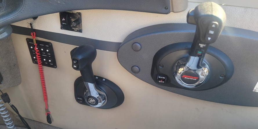 Crestliner 2150 Sportfish