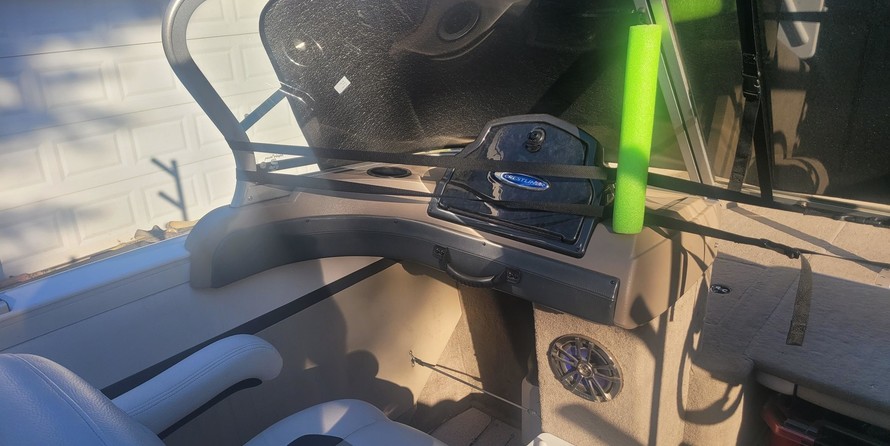 Crestliner 2150 Sportfish