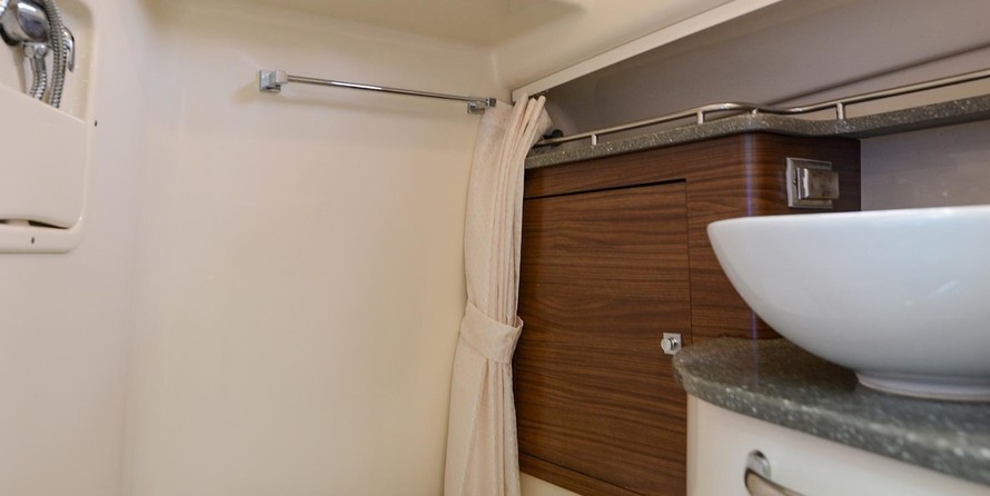 Boston Whaler 345 Conquest