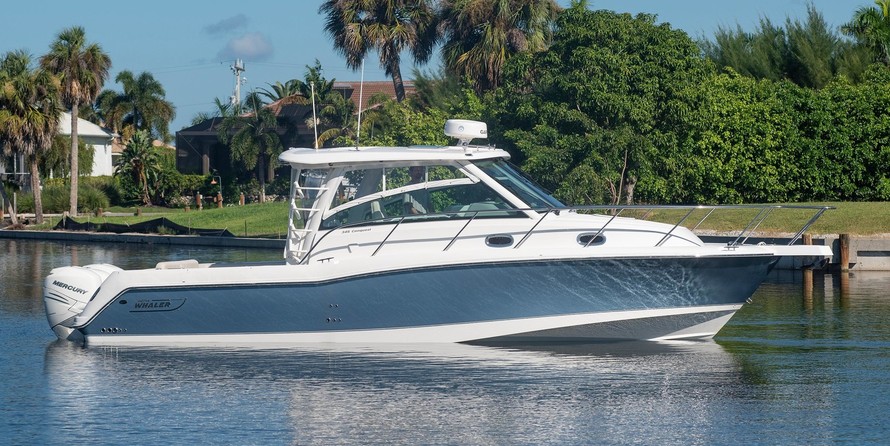 Boston Whaler 345 Conquest
