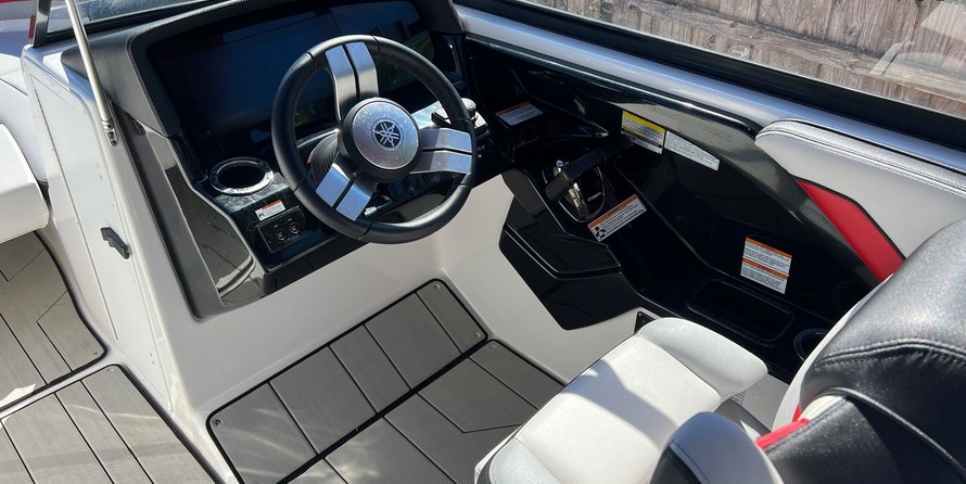 Yamaha 242X E-Series