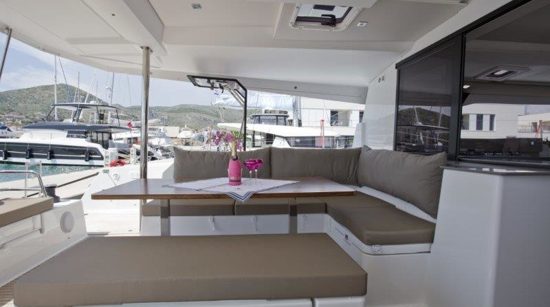 Fountaine Pajot Saona 47