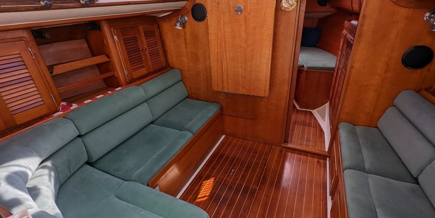 Freedom 40 cat ketch