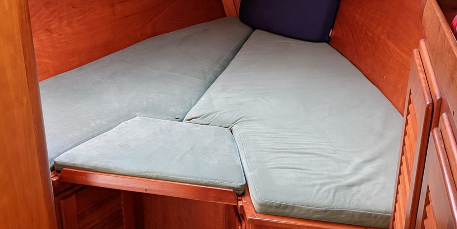 Freedom 40 cat ketch