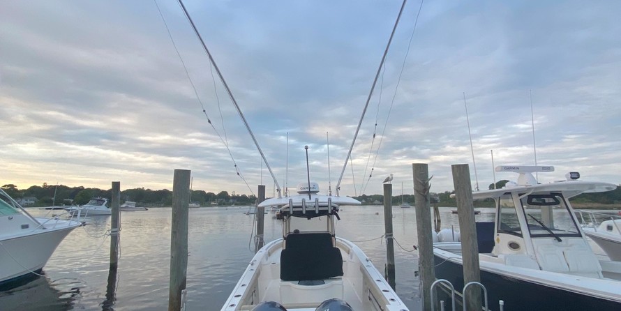 Pursuit 2870 center console