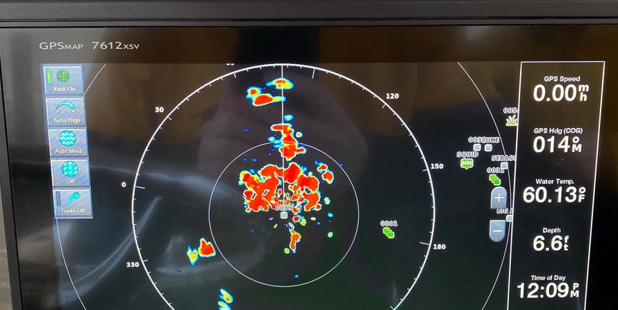 Pursuit 2870 center console
