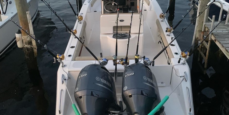 Pursuit 2870 center console