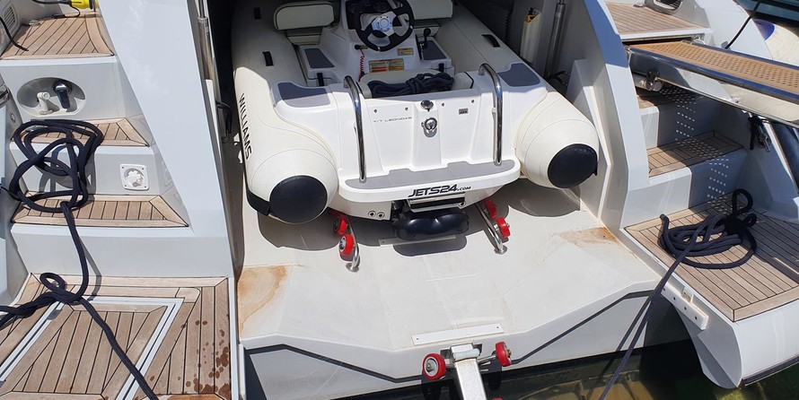 Sunseeker Portofino 53