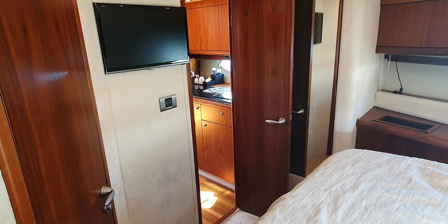 Sunseeker Portofino 53