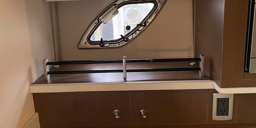 Sea Ray 330 Sundancer