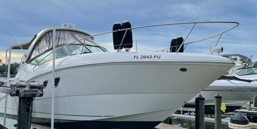 Sea Ray 330 Sundancer