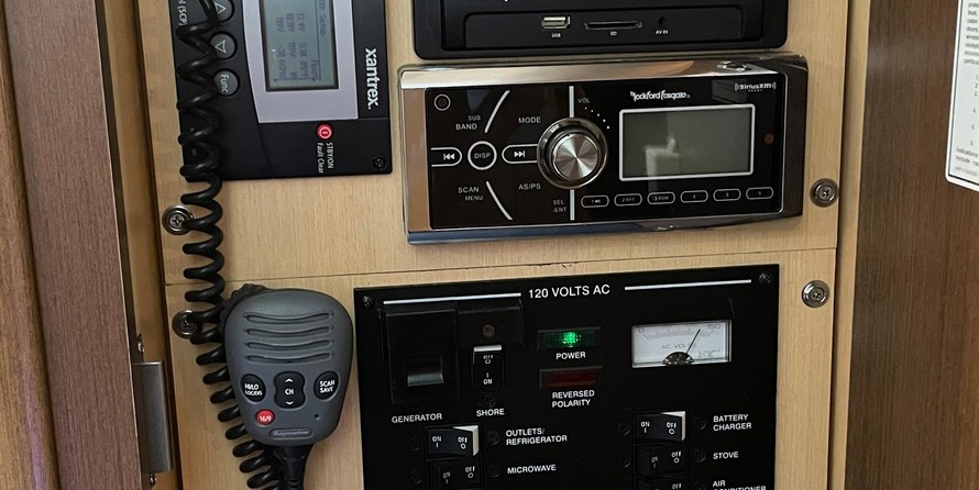 Sea Ray 330 Sundancer