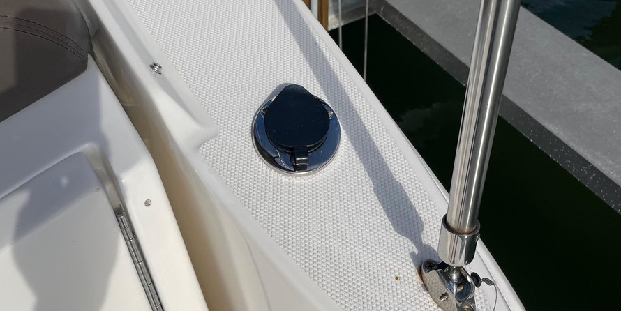 Sea Ray 330 Sundancer