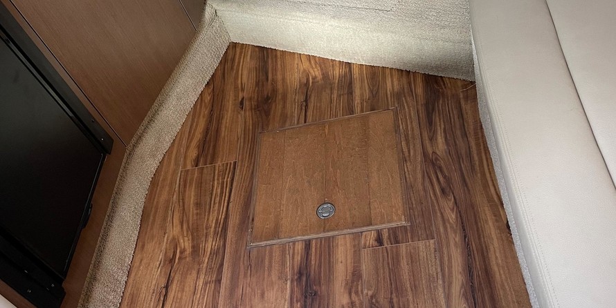 Sea Ray 330 Sundancer