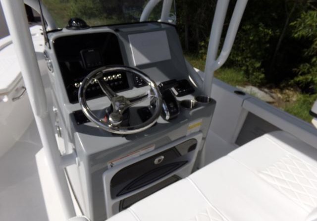 Sea Ray pro 208 bay
