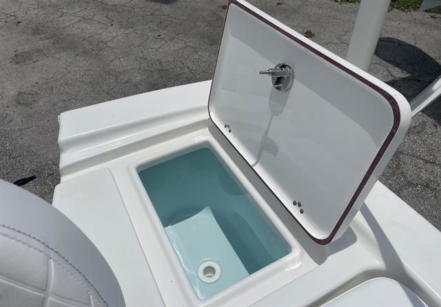 Sea Ray pro 208 bay
