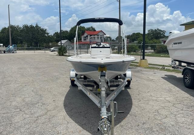 Sea Ray pro 208 bay