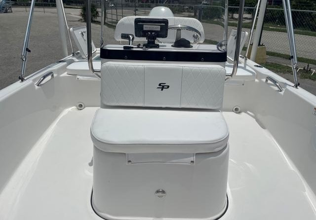 Sea Ray pro 208 bay