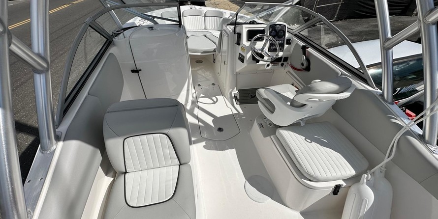 Sea Fox 226 Traveler